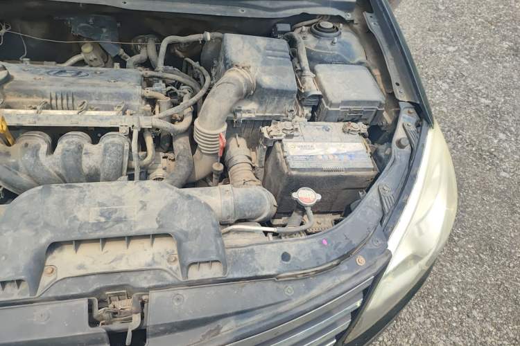 Used Hyundai Celesta 2011 1.6L Automatic Comfort Edition Engine Bay Left