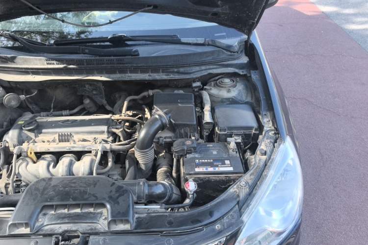 Used Hyundai Celesta 2011 1.6L Manual Comfort Edition Engine Bay Left