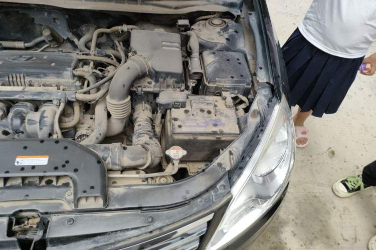 Used Hyundai Celesta 2011 1.6L Manual Comfort Edition Engine Bay Left