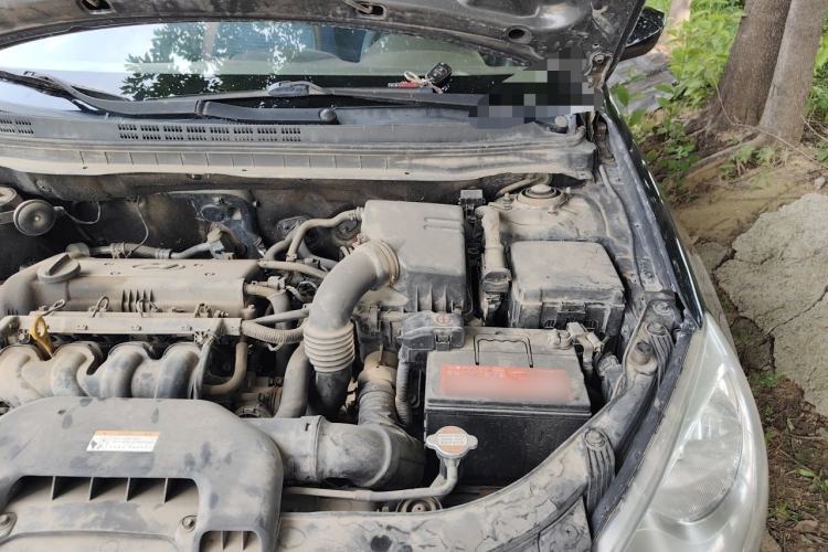 Used Hyundai Celesta 2011 1.6L Manual Comfort Edition Engine Bay Left