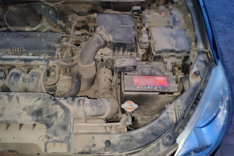 Used Hyundai Celesta 2011 1.6L Manual Comfort Edition Engine Bay Left