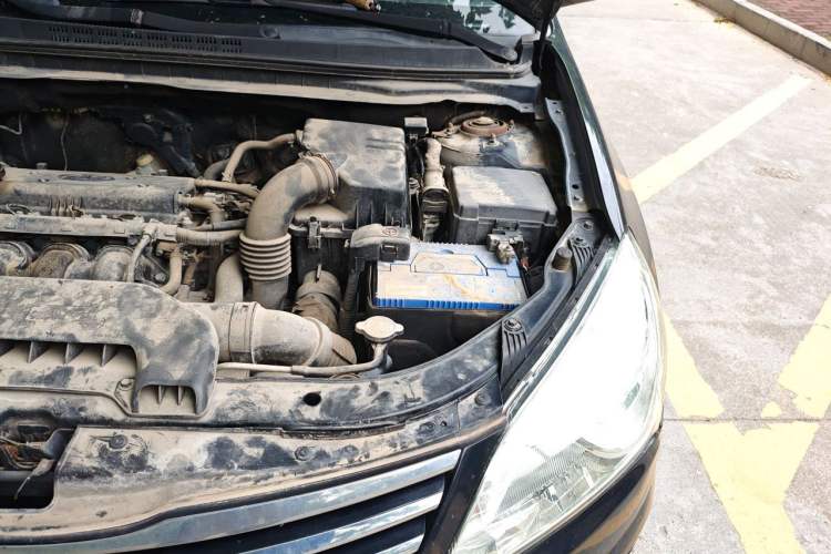 Used Hyundai Celesta 2011 1.6L Manual Comfort Edition Engine Bay Left