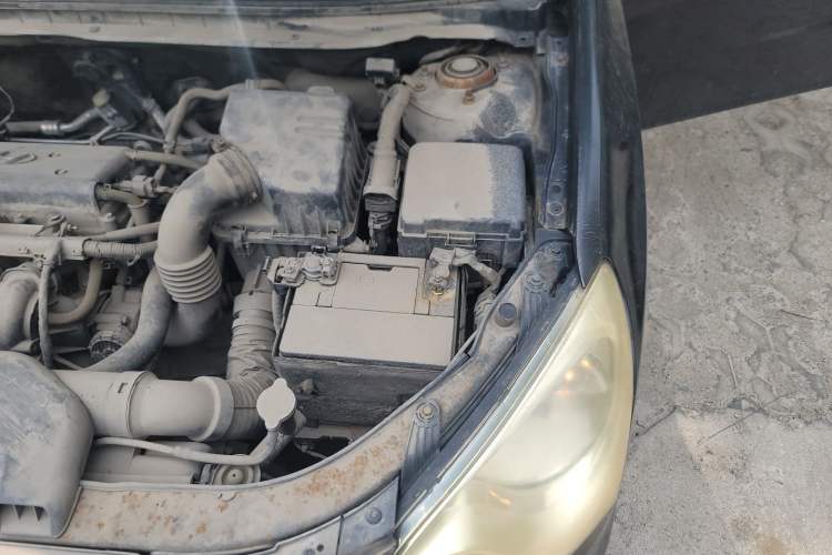 Used Hyundai Celesta 2011 1.6L Manual Comfort Edition Engine Bay Left
