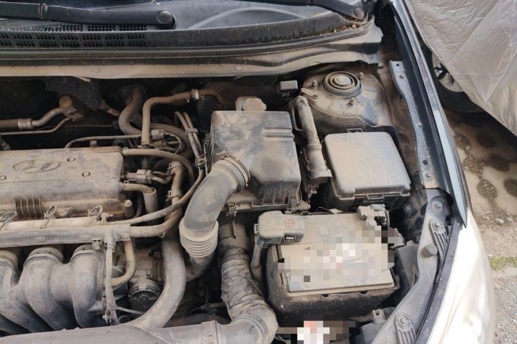 Used Hyundai Celesta 2011 1.6L Manual Comfort Edition Engine Bay Left