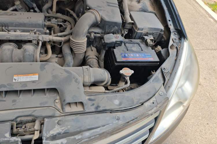 Used Hyundai Celesta 2011 1.6L Manual Comfort Edition Engine Bay Left
