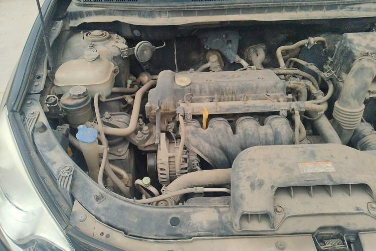 Used Hyundai Celesta 2011 1.6L Manual Comfort Edition Engine Bay Right