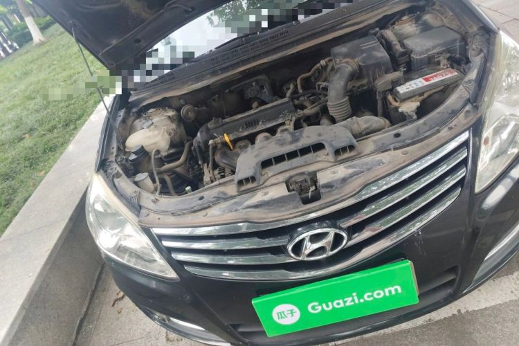 Used Hyundai Celesta 2011 1.6L Manual Comfort Edition Engine Bay Right