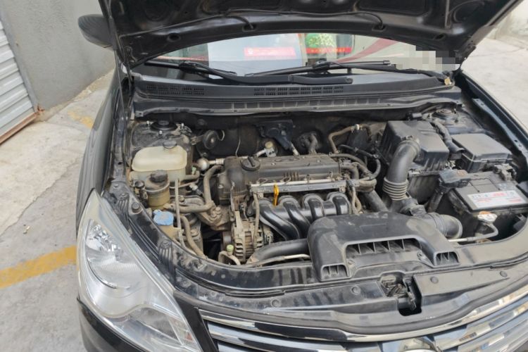 Used Hyundai Celesta 2011 1.6L Manual Comfort Edition Engine Bay Right