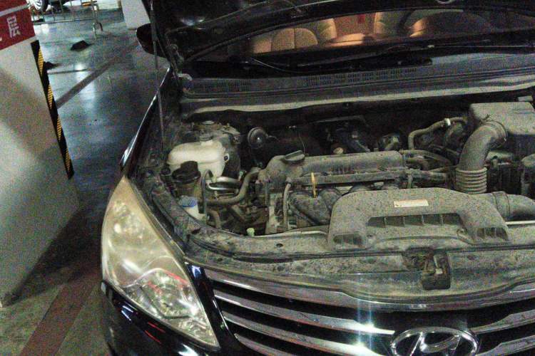Used Hyundai Celesta 2011 1.6L Manual Comfort Edition Engine Bay Right