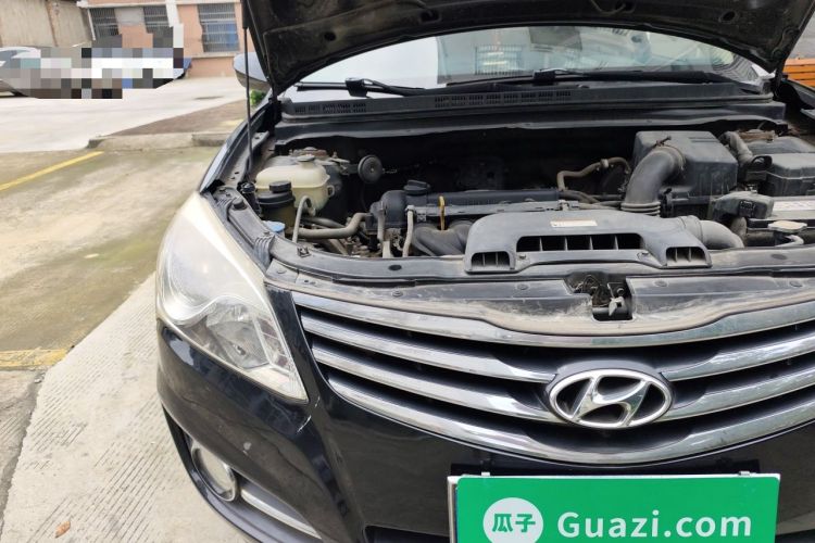 Used Hyundai Celesta 2011 1.6L Manual Comfort Edition Engine Bay Right