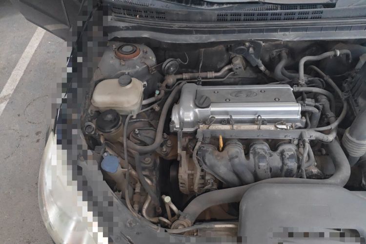 Used Hyundai Celesta 2011 1.6L Manual Comfort Edition Engine Bay Right