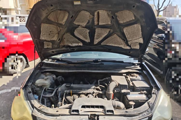 Used Hyundai Celesta 2011 1.6L Automatic Luxury Version Engine Bay