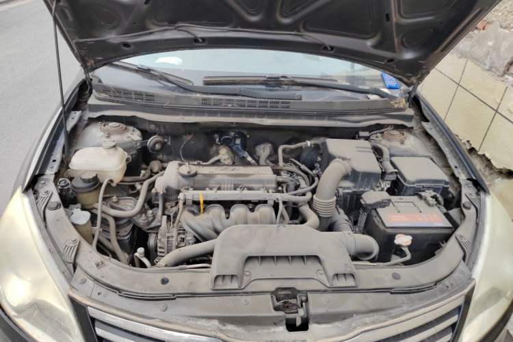 Used Hyundai Celesta 2011 1.6L Manual Comfort Edition Engine Bay