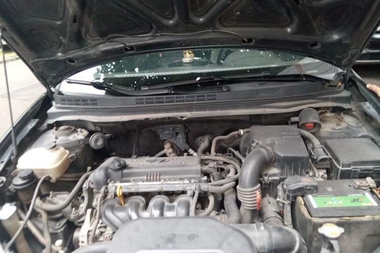 Used Hyundai Celesta 2011 1.6L Automatic Comfort Edition Engine Bay
