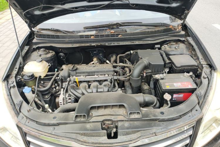 Used Hyundai Celesta 2011 1.6L Manual Comfort Edition Engine Bay
