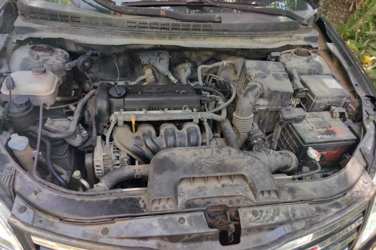 Used Hyundai Celesta 2011 1.6L Manual Comfort Edition Engine Bay