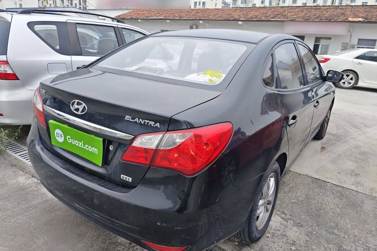 Used Hyundai Celesta 2011 1.6L Automatic Comfort Edition Exterior 5