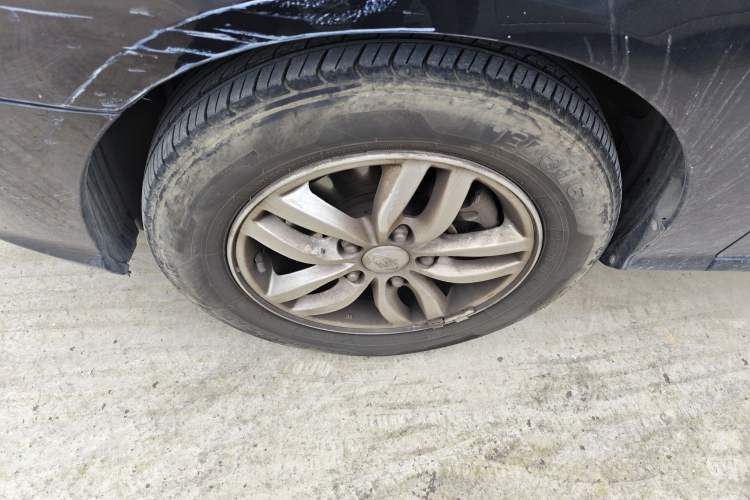 Used Hyundai Celesta 2011 1.6L Automatic Comfort Edition Exterior 7
