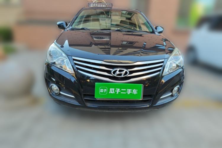 Used Hyundai Celesta 2011 1.6L Manual Comfort Edition Front