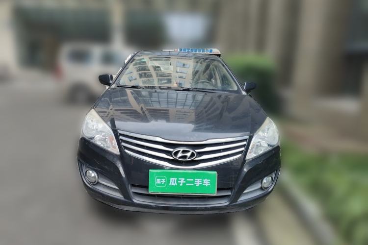 Used Hyundai Celesta 2011 1.6L Manual Comfort Edition Front