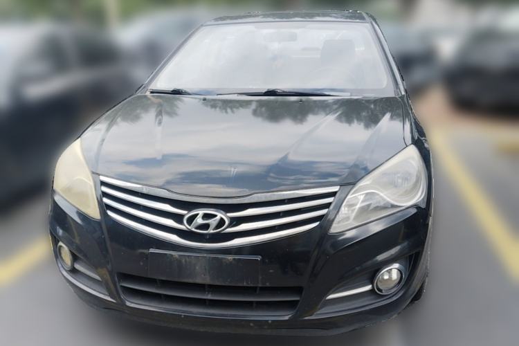 Used Hyundai Celesta 2011 1.6L Manual Luxury Model Front