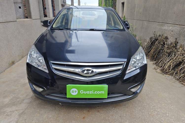 Used Hyundai Celesta 2011 1.6L Manual Luxury Model Front