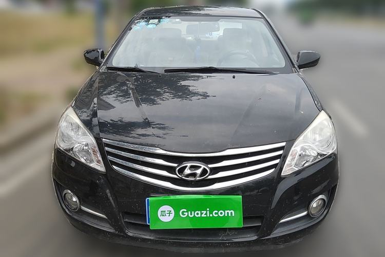 Used Hyundai Celesta 2011 1.6L Manual Comfort Edition Front