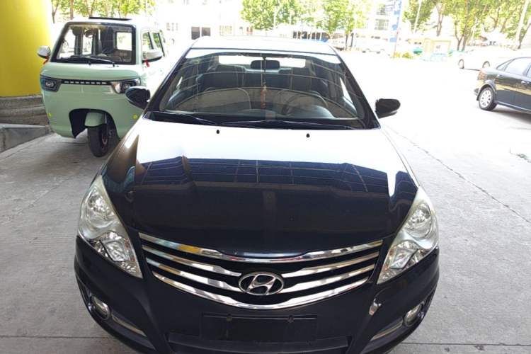 Used Hyundai Celesta 2011 1.6L Manual Luxury Model Front