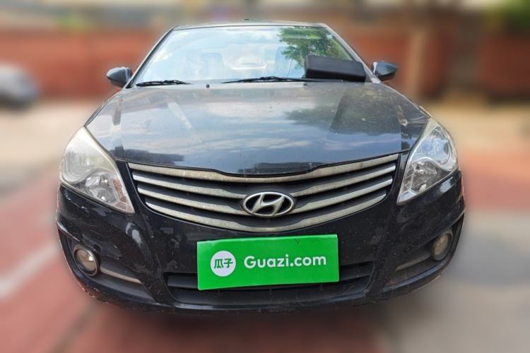 Used Hyundai Celesta 2011 1.6L Manual Comfort Edition Front