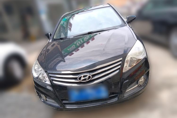 Used Hyundai Celesta 2011 1.6L Manual Comfort Edition Front