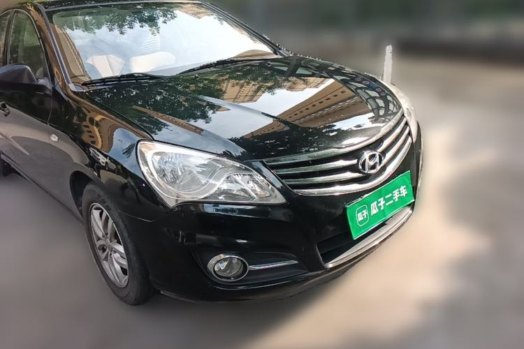Used Hyundai Celesta 2011 1.6L Automatic Comfort Edition Front Right 45 Deg