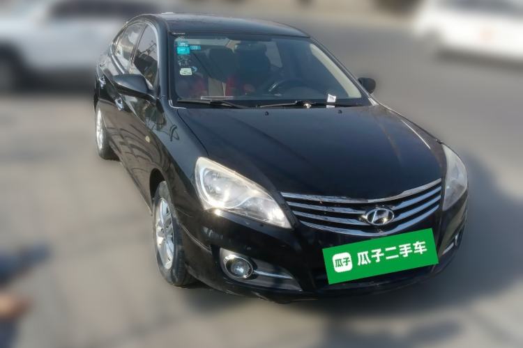 Used Hyundai Celesta 2011 1.6L Manual Comfort Edition Front Right 45 Deg