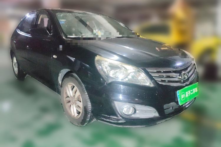 Used Hyundai Celesta 2011 1.6L Automatic Comfort Edition Front Right 45 Deg