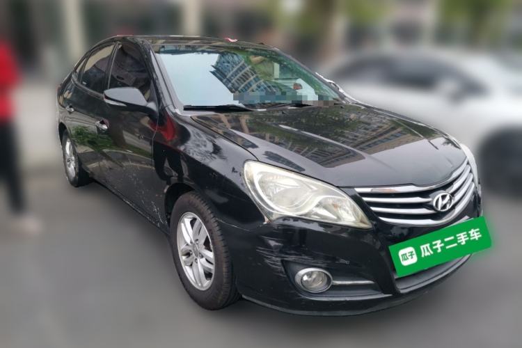 Used Hyundai Celesta 2011 1.6L Manual Luxury Model Front Right 45 Deg