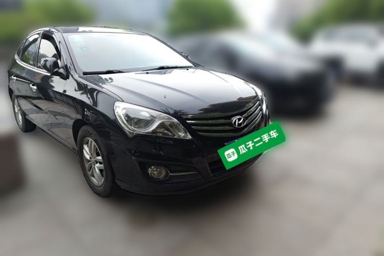 Used Hyundai Celesta 2011 1.6L Automatic Luxury Version Front Right 45 Deg