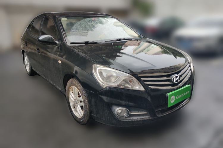 Used Hyundai Celesta 2011 1.6L Manual Comfort Edition Front Right 45 Deg