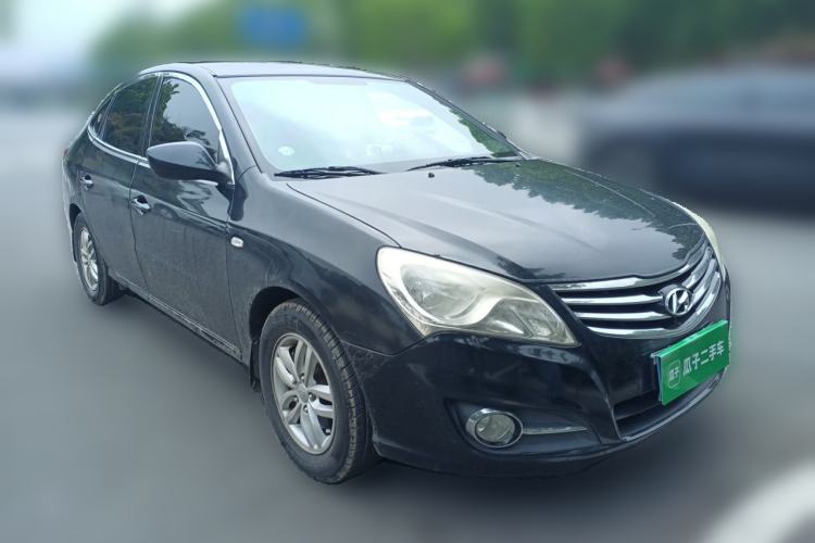 Used Hyundai Celesta 2011 1.6L Manual Comfort Edition Front Right 45 Deg