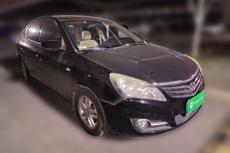 Used Hyundai Celesta 2011 1.6L Manual Comfort Edition Front Right 45 Deg
