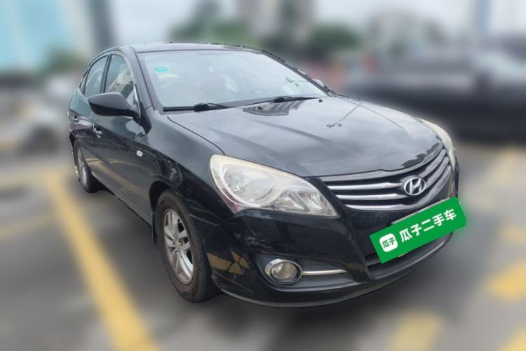 Used Hyundai Celesta 2011 1.6L Automatic Comfort Edition Front Right 45 Deg