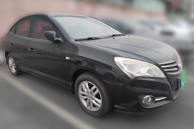 Used Hyundai Celesta 2011 1.6L Manual Comfort Edition Front Right 45 Deg