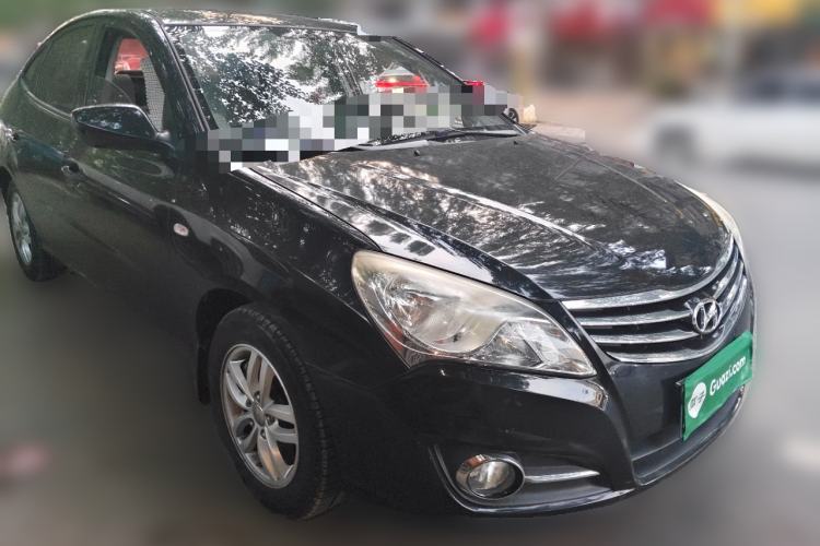 Used Hyundai Celesta 2011 1.6L Manual Comfort Edition Front Right 45 Deg