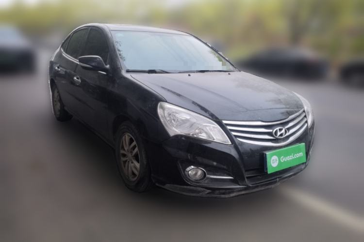 Used Hyundai Celesta 2011 1.6L Automatic Top-Tier Version Front Right 45 Deg