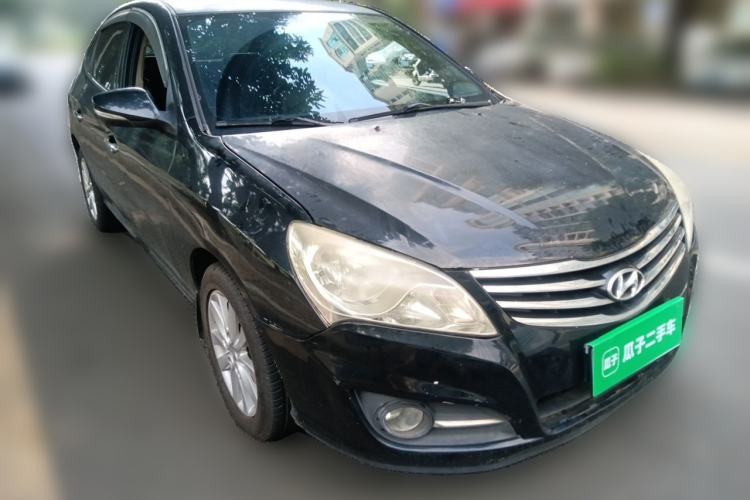 Used Hyundai Celesta 2011 1.6L Automatic Luxury Version Front Right 45 Deg