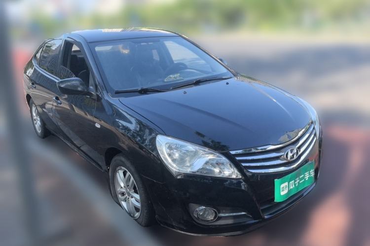 Used Hyundai Celesta 2011 1.6L Manual Comfort Edition Front Right 45 Deg