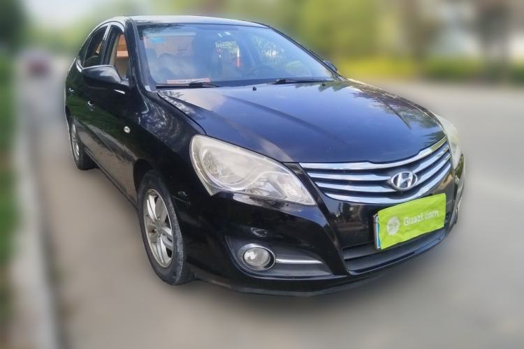 Used Hyundai Celesta 2011 1.6L Manual Comfort Edition Front Right 45 Deg