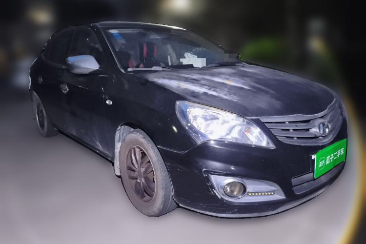 Used Hyundai Celesta 2011 1.6L Manual Comfort Edition Front Right 45 Deg