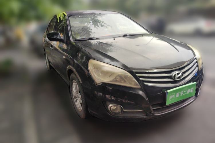 Used Hyundai Celesta 2011 1.6L Automatic Comfort Edition Front Right 45 Deg