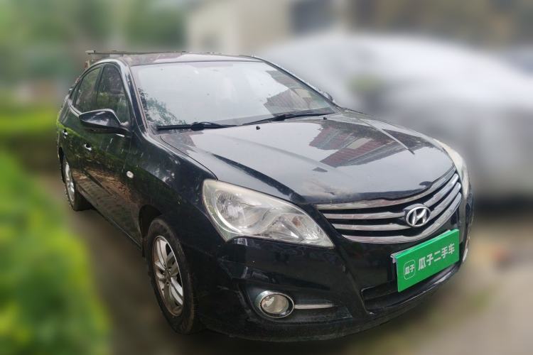 Used Hyundai Celesta 2011 1.6L Manual Comfort Edition Front Right 45 Deg