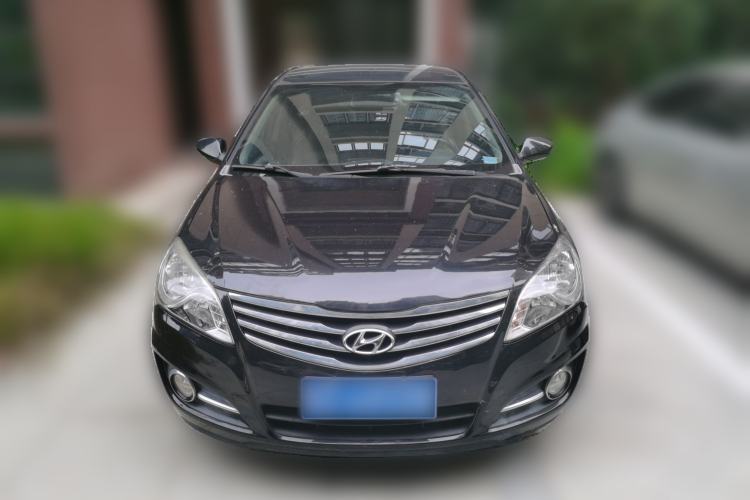 Used Hyundai Celesta 2011 1.6L Manual Comfort Edition Front