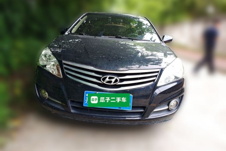 Used Hyundai Celesta 2011 1.6L Manual Comfort Edition Front